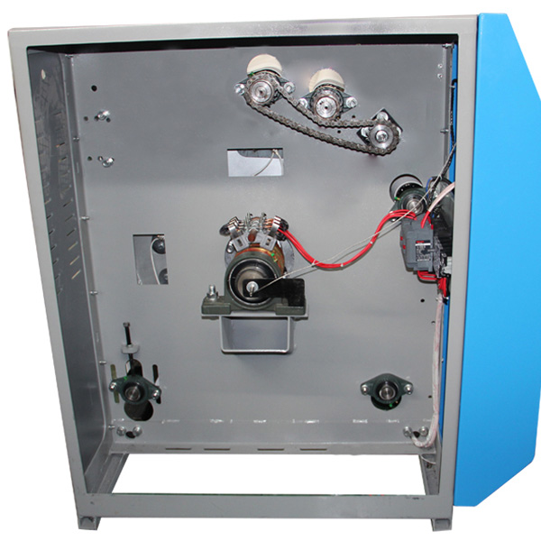 C系列槽式燙平機專門針對高質量布草熨燙推出的高質量產品，資深行業專家精心設計，精益制造而成